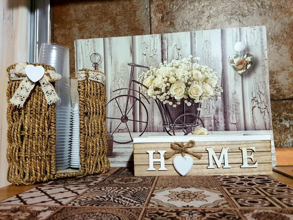 Shabby Chic Rooms Con Cucina E Giardino Privato Pomarico Extérieur photo