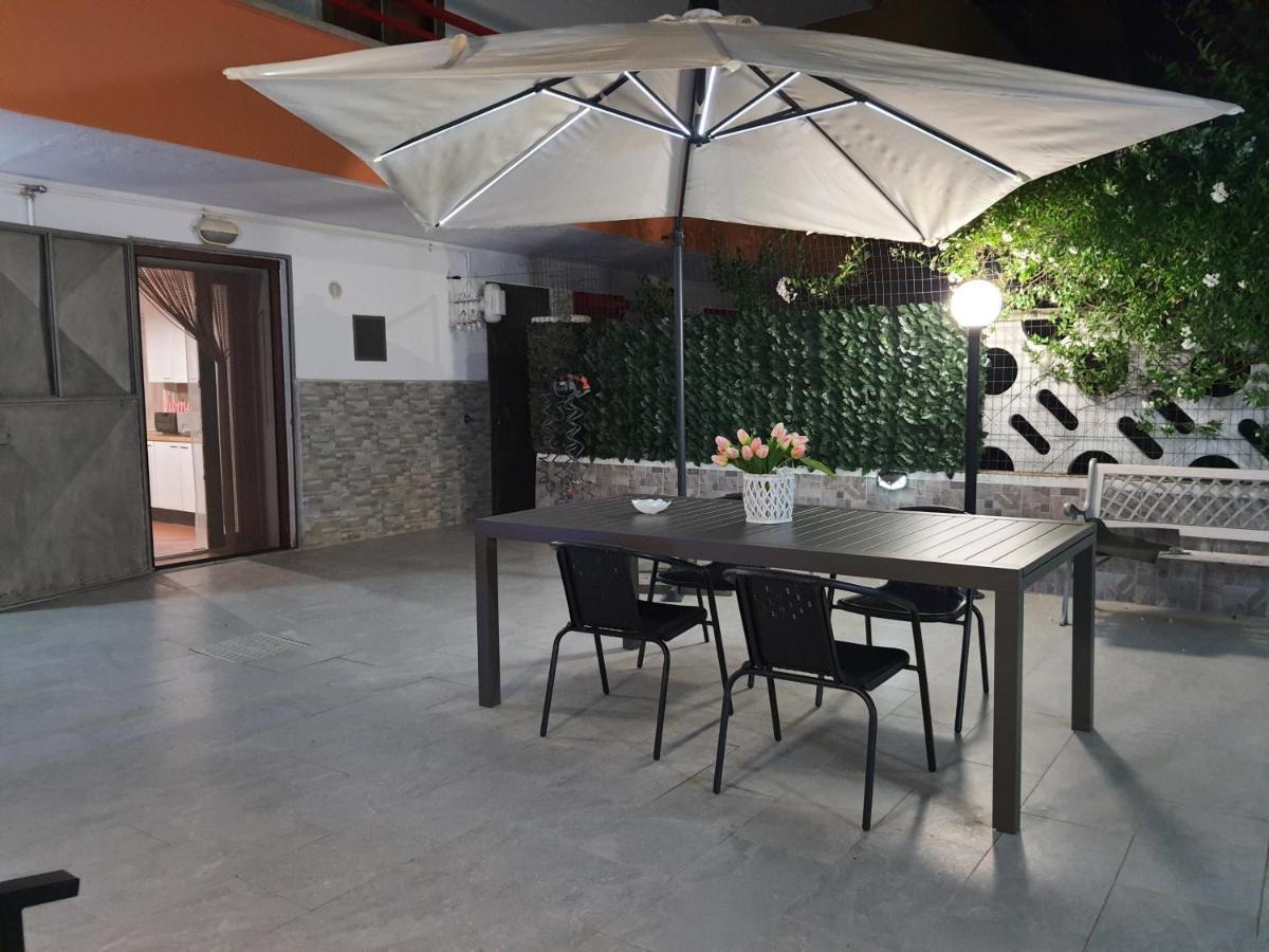 Shabby Chic Rooms Con Cucina E Giardino Privato Pomarico Extérieur photo